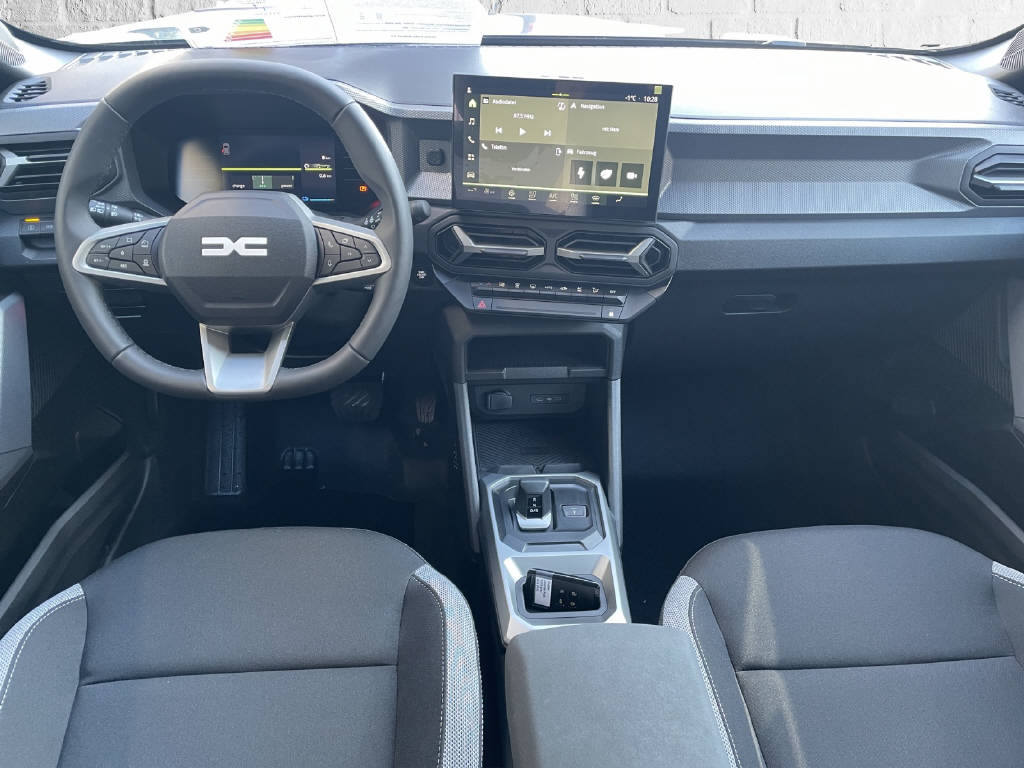 DACIA DUSTER journey hybrid 155 - 8