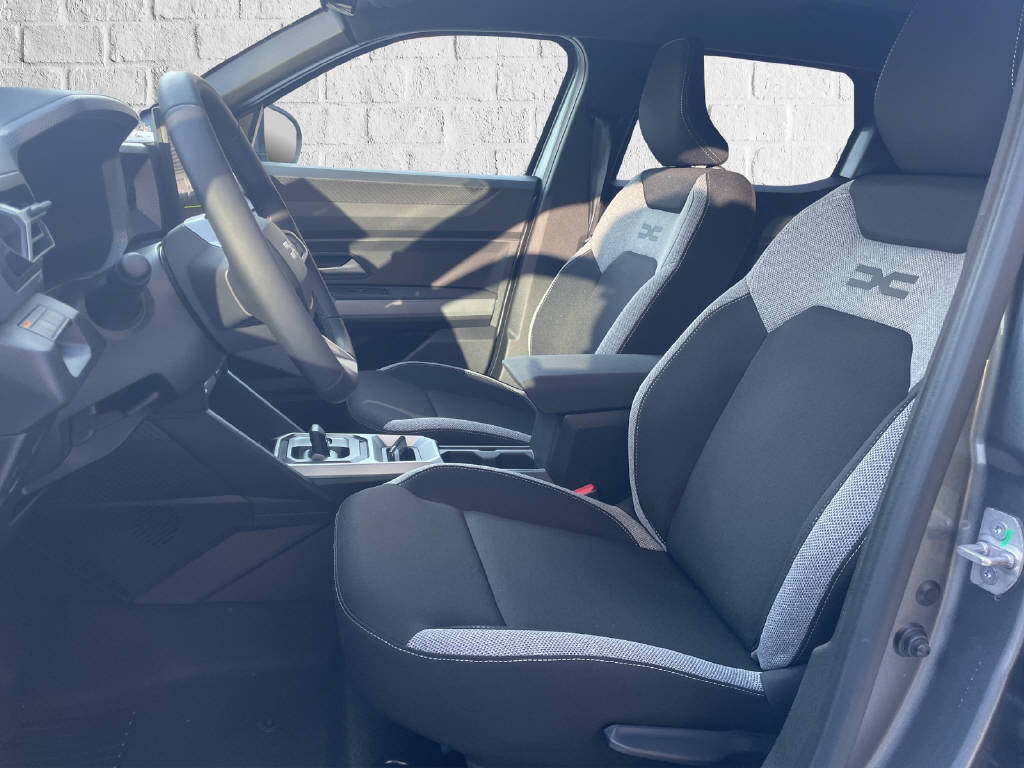 DACIA DUSTER journey hybrid 155 - 6