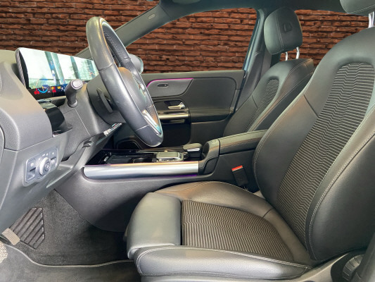 MERCEDES-BENZ GLA 180 Progressive 7G-D - 10