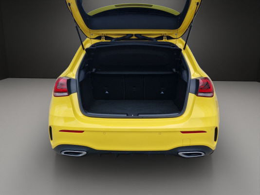 MERCEDES-BENZ A 220 AMG Line - 6