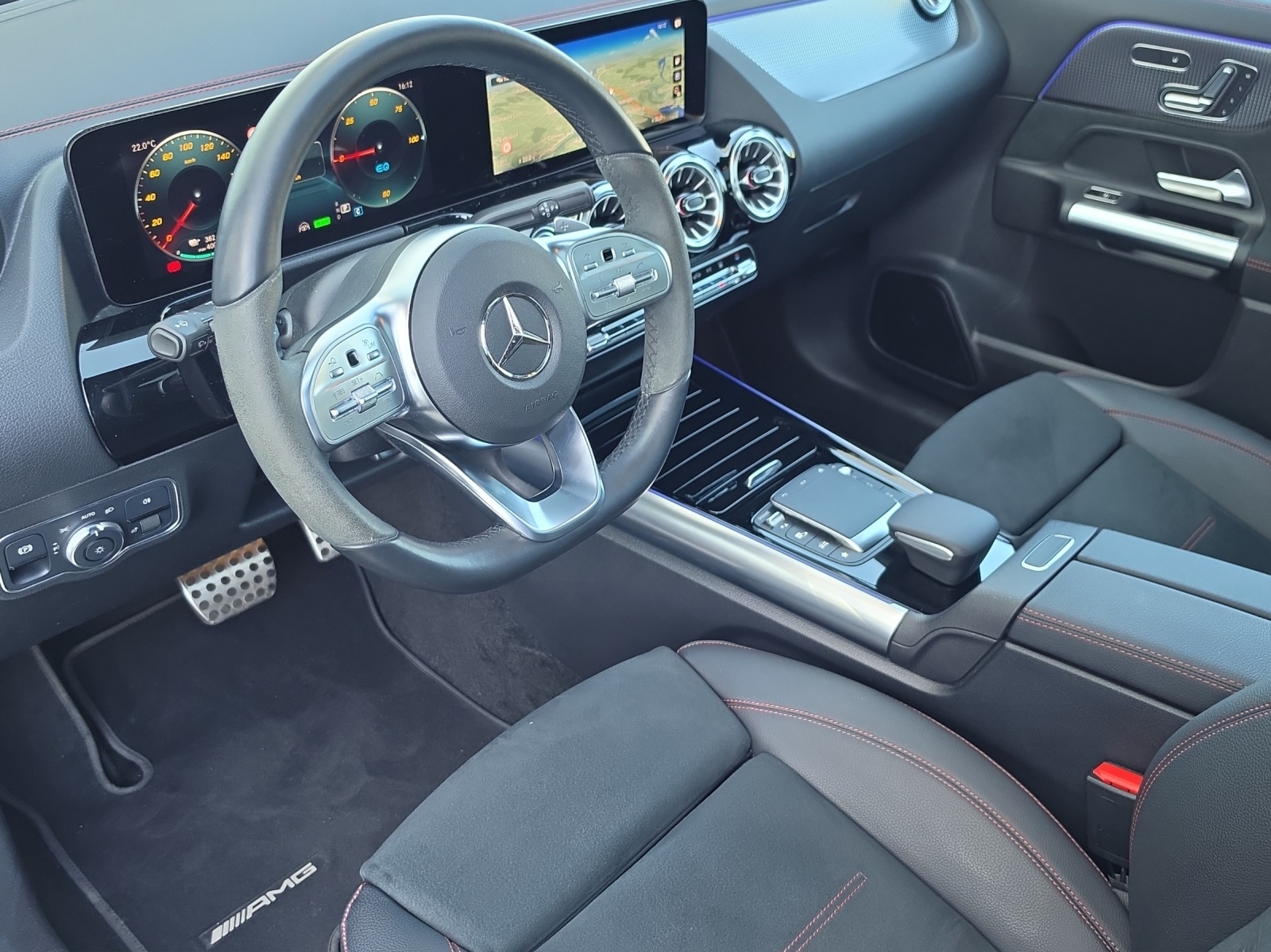 MERCEDES-BENZ EQA 350 AMG Line 4Matic - 11
