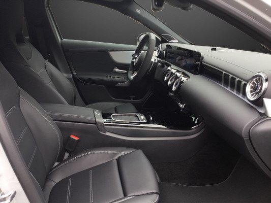 MERCEDES-BENZ A AMG 45 S 4Matic 8G-DCT - 9