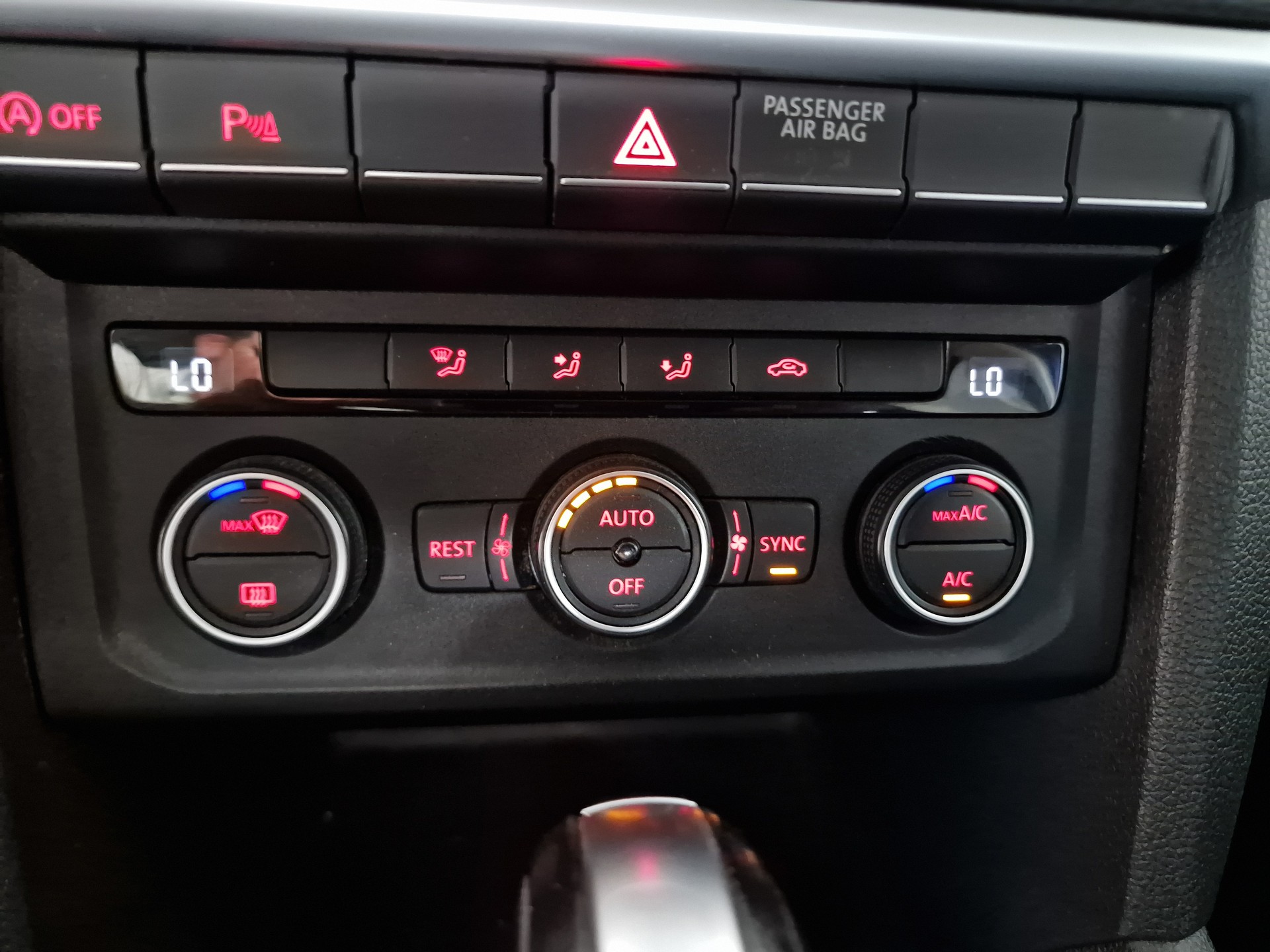 VW Amarok 3.0TDI Aventura 4Motion Automatic 24Mt Gara AHK 3.3t - 21