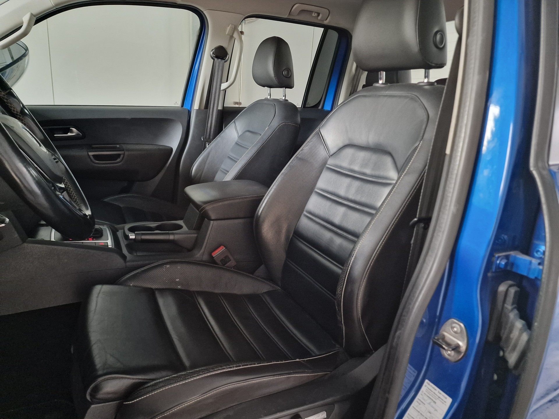 VW Amarok 3.0TDI Aventura 4Motion Automatic 24Mt Gara AHK 3.3t - 12
