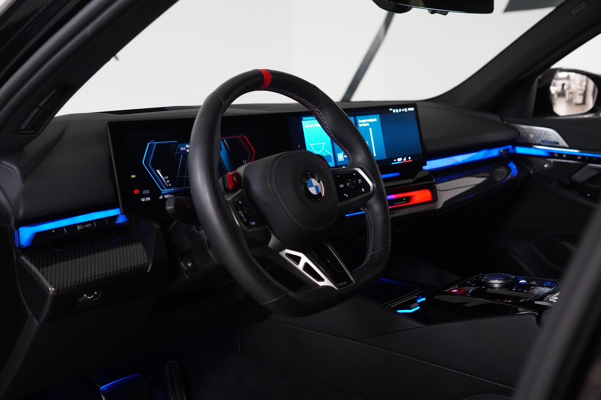 BMW M5 xDrive Touring - 27