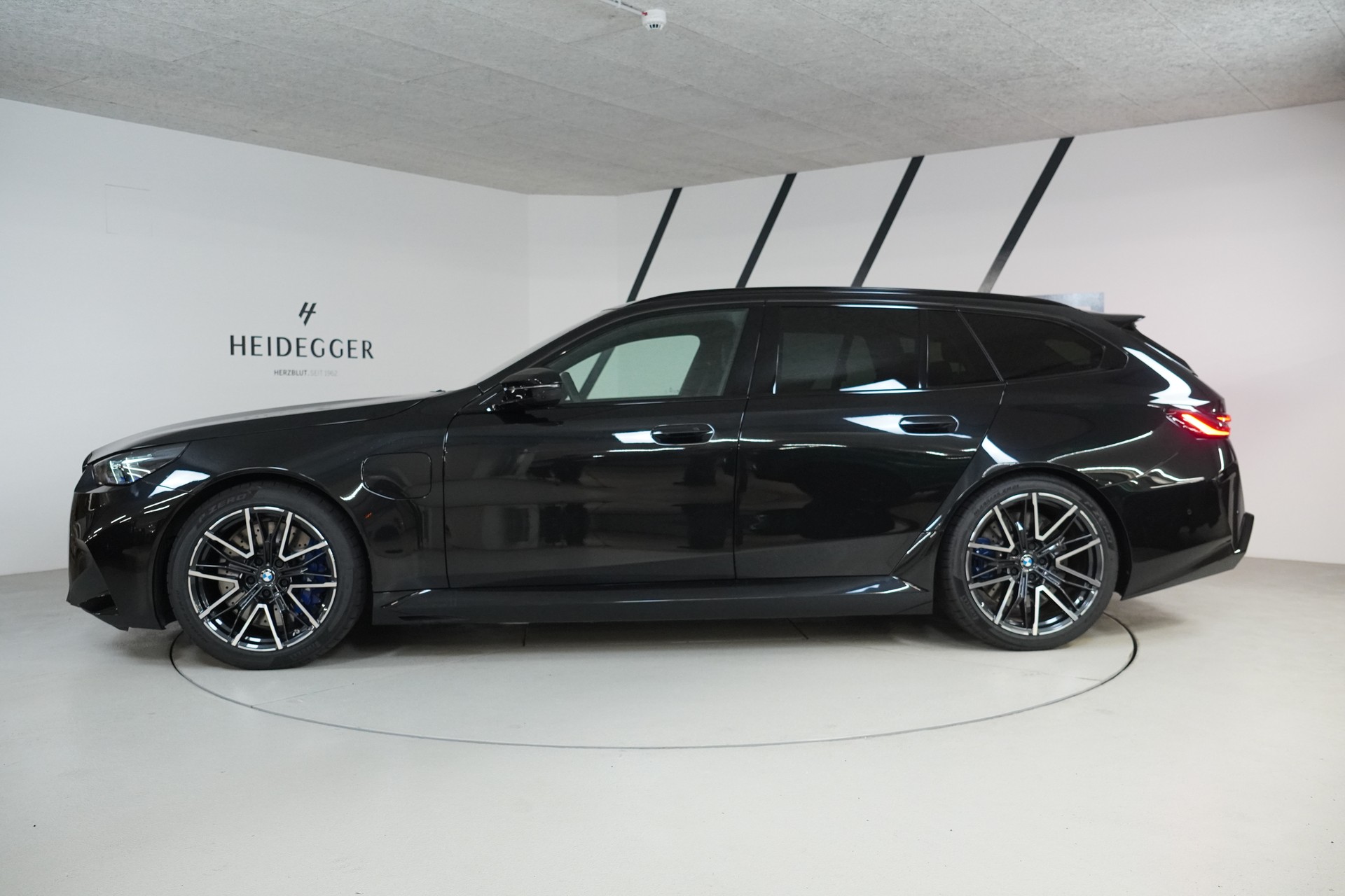 BMW M5 xDrive Touring - 5