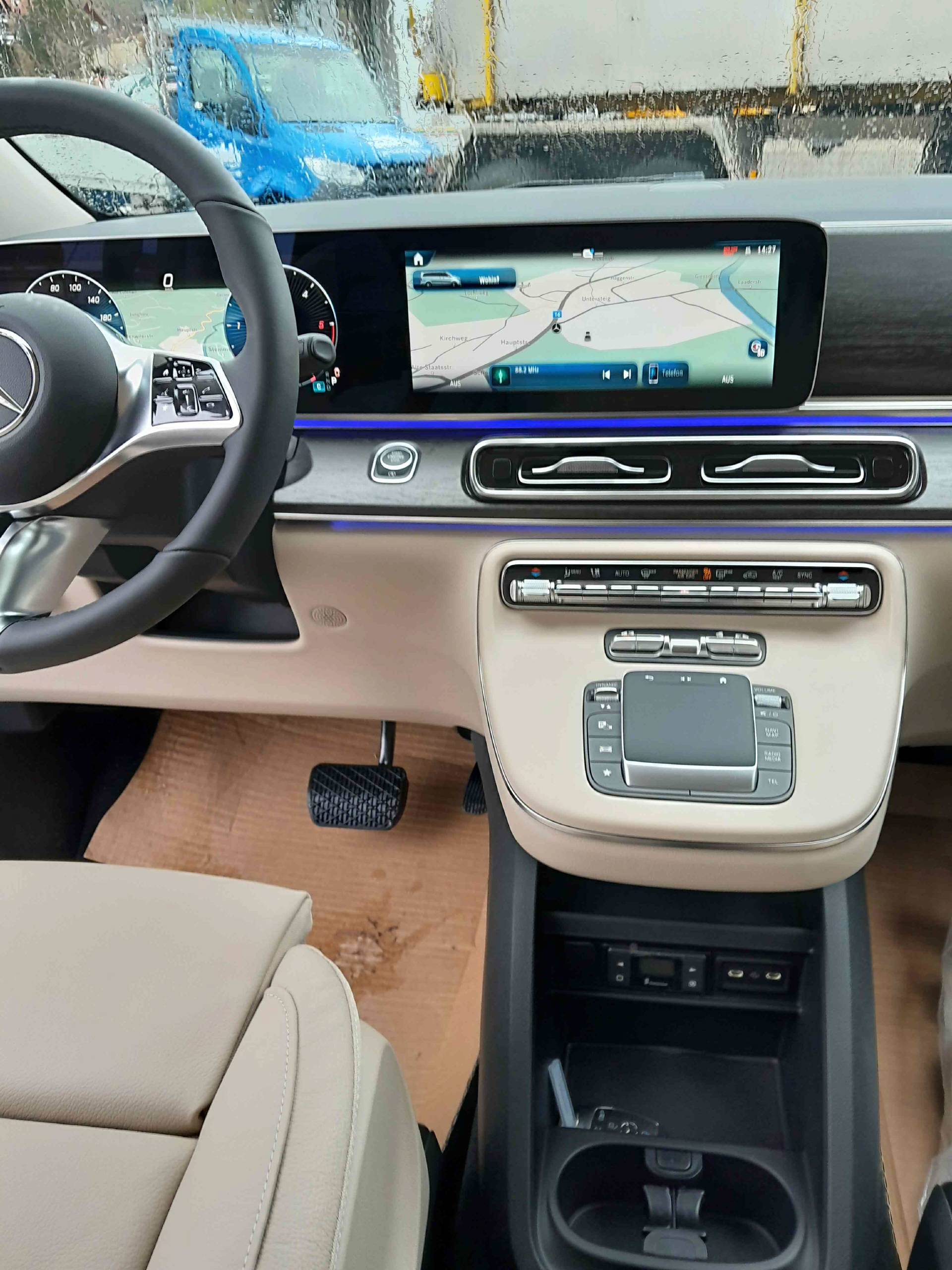 MERCEDES-BENZ V 300d Avantgarde L 4x4 - 10