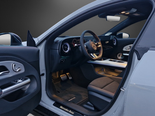 MERCEDES-BENZ CLA 220 8G-DCT 4Matic - 8