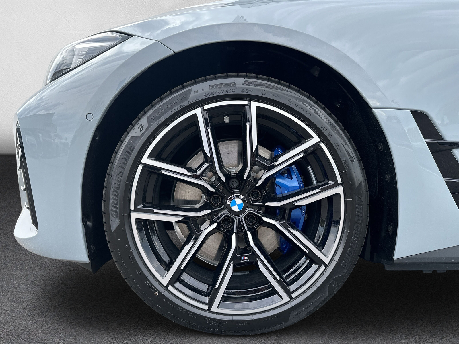 BMW i4 M60 M Sport Pro **Action de leasing à 0.9%** - 9