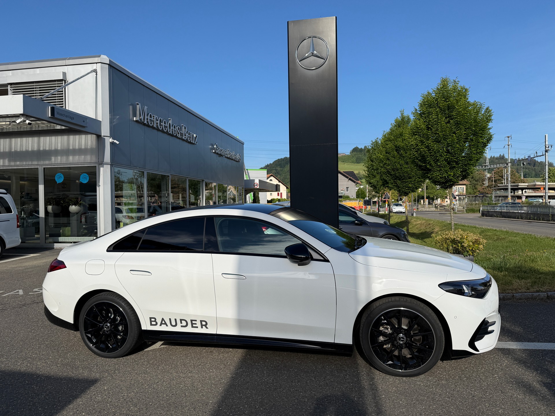 MERCEDES-BENZ CLA 350+ 85 kWh EQ - 10