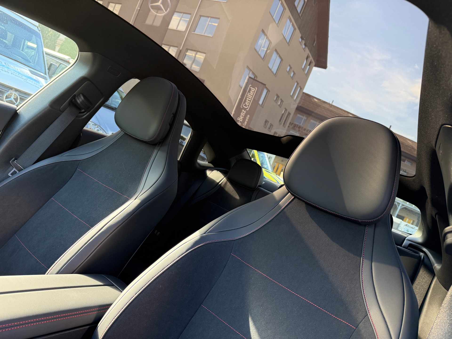 MERCEDES-BENZ CLA 350+ 85 kWh EQ - 12