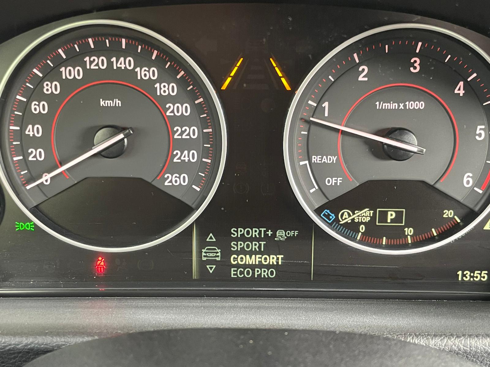 BMW 318d Essential Ed. Touring-8