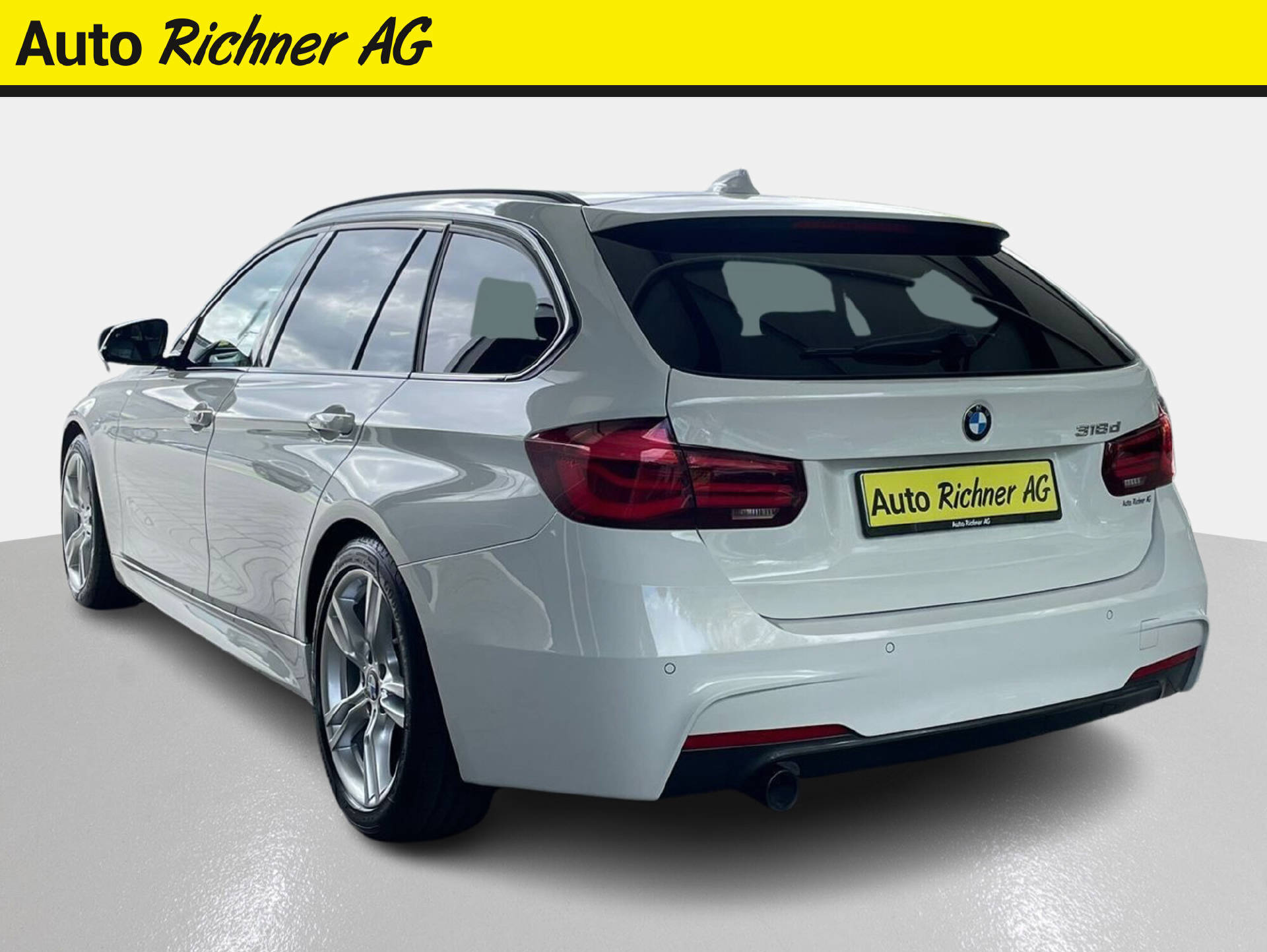 BMW 318d Essential Ed. Touring-4