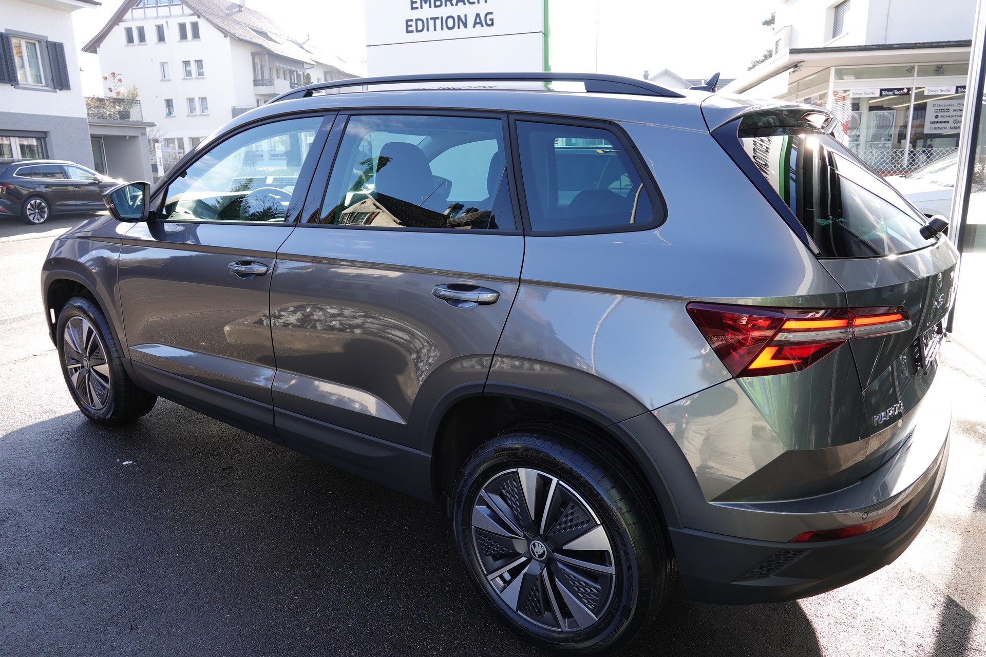 SKODA Karoq 1.5 TSI Dynamic DSG - 6