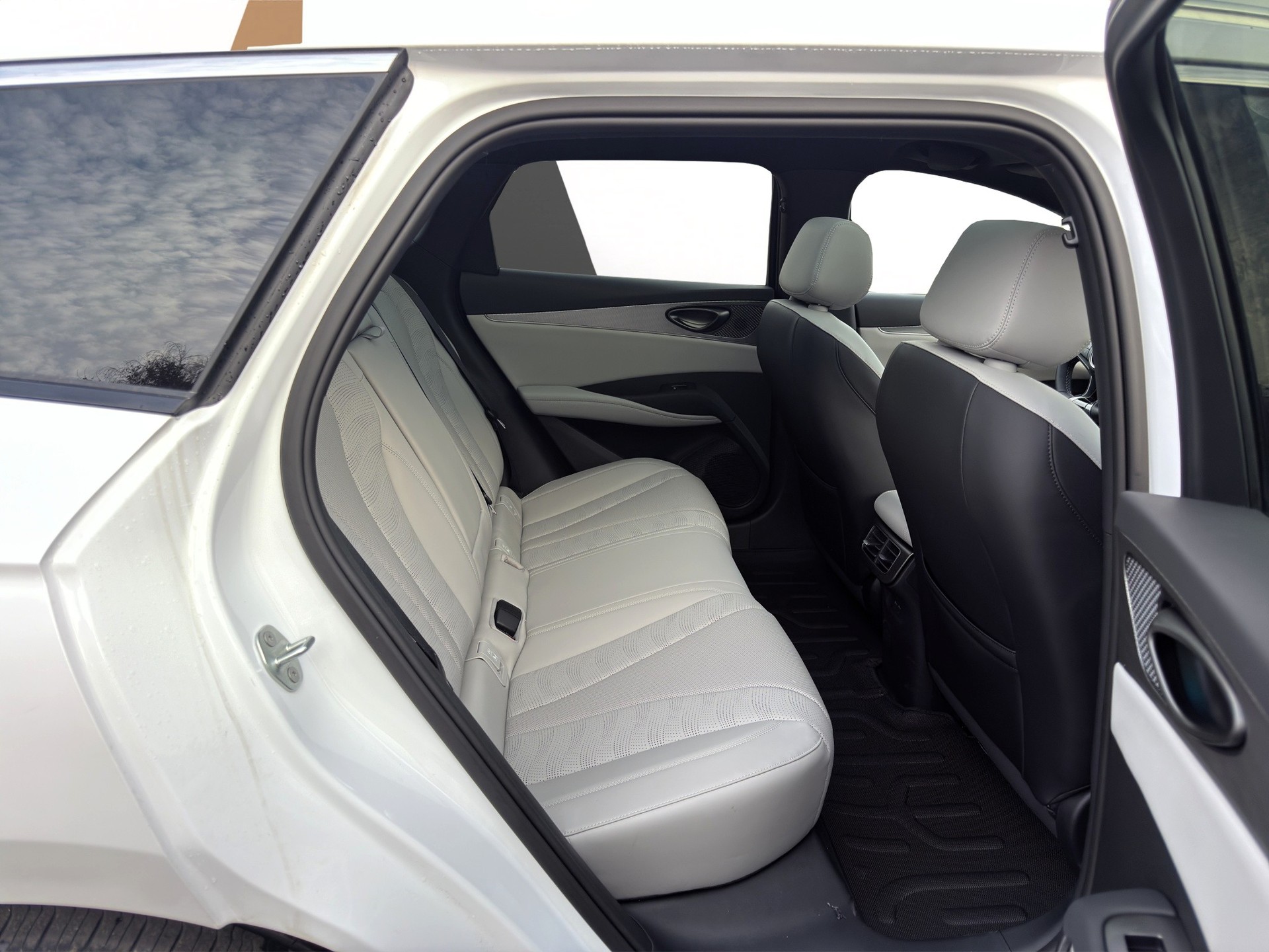 BYD Seal 6 DM-i Touring Comfort - 12