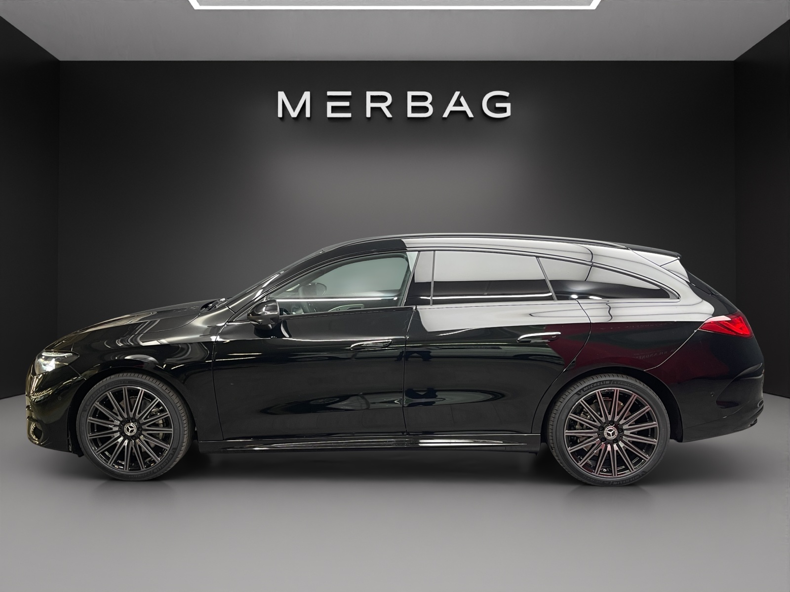 MERCEDES-BENZ CLA 350 4MATIC Shooting Brake EQ - 3