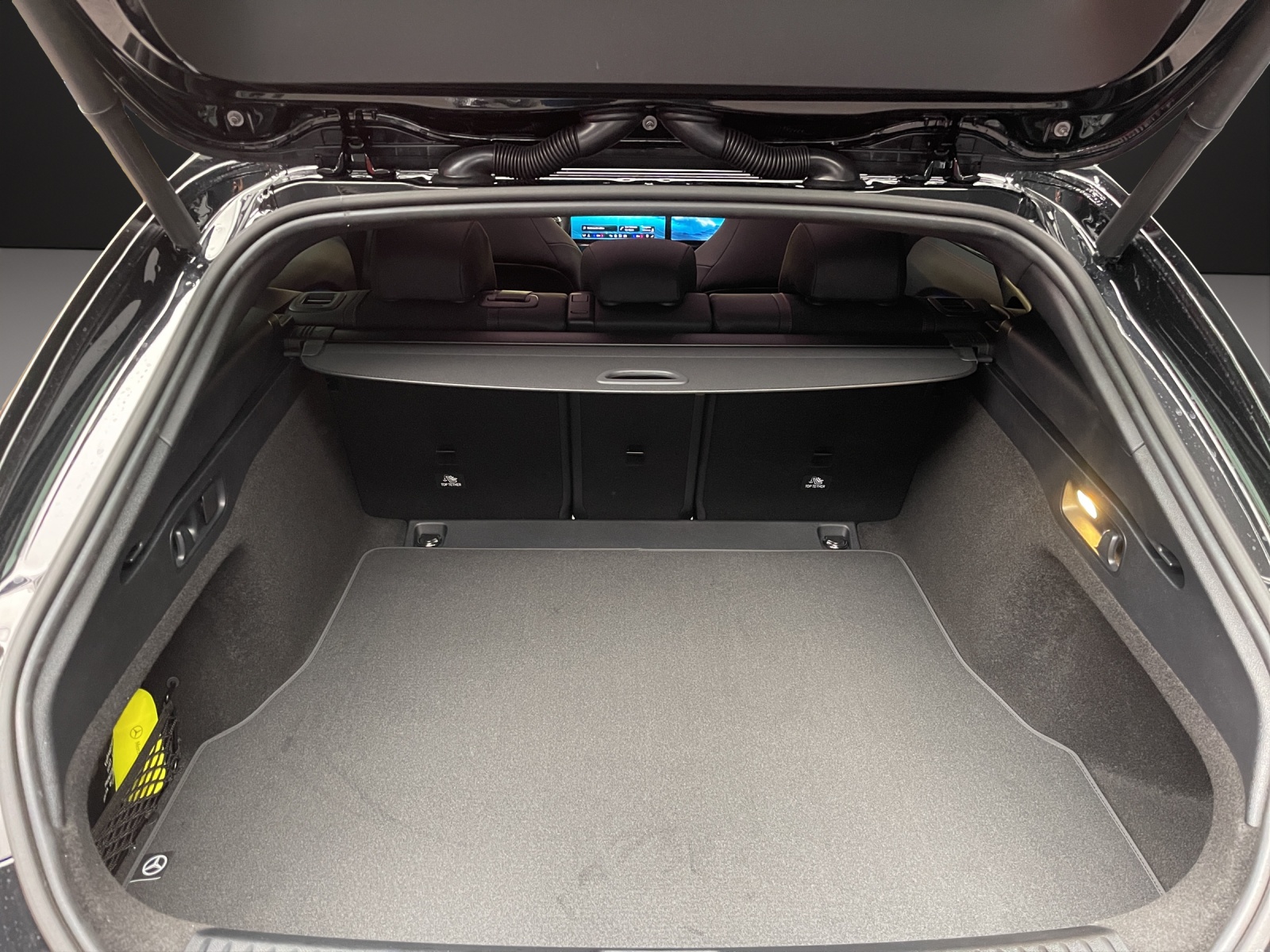 MERCEDES-BENZ CLA 350 4MATIC Shooting Brake EQ - 12