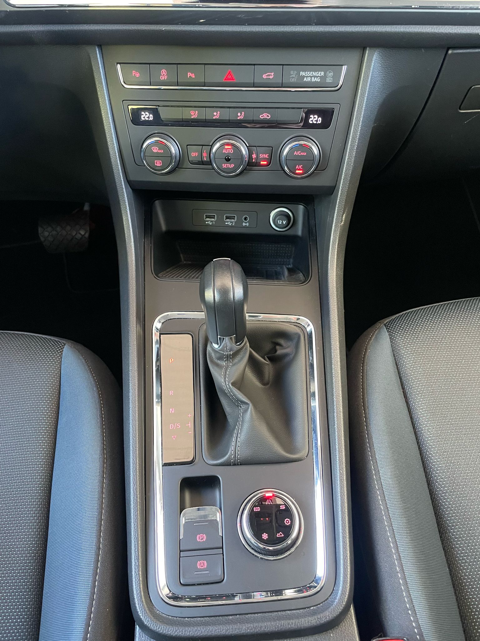 SEAT Ateca 2.0 TDI Style 4Drive DSG-13