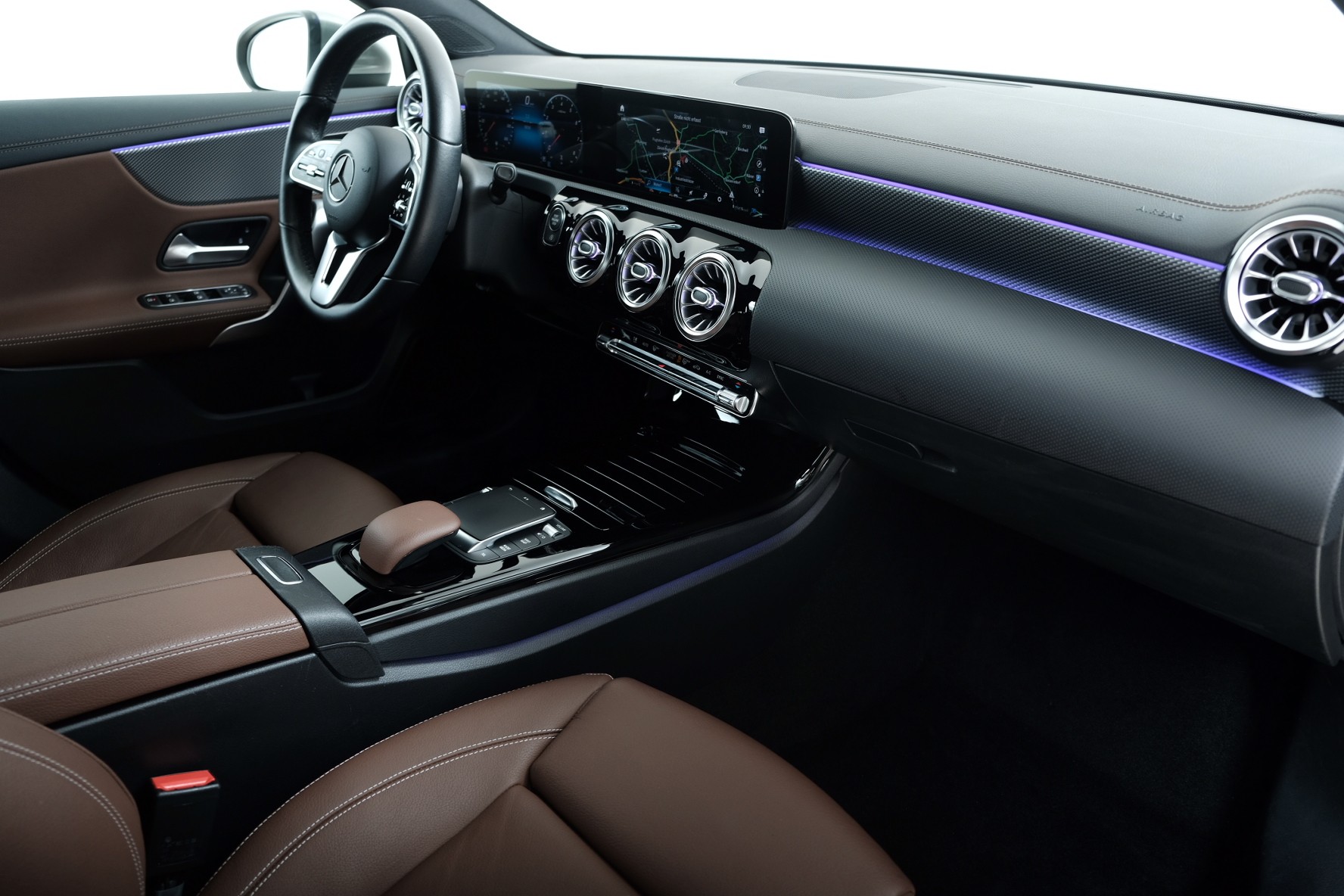 MERCEDES-BENZ A 220 Progressive 7G-DCT 4Matic - 6