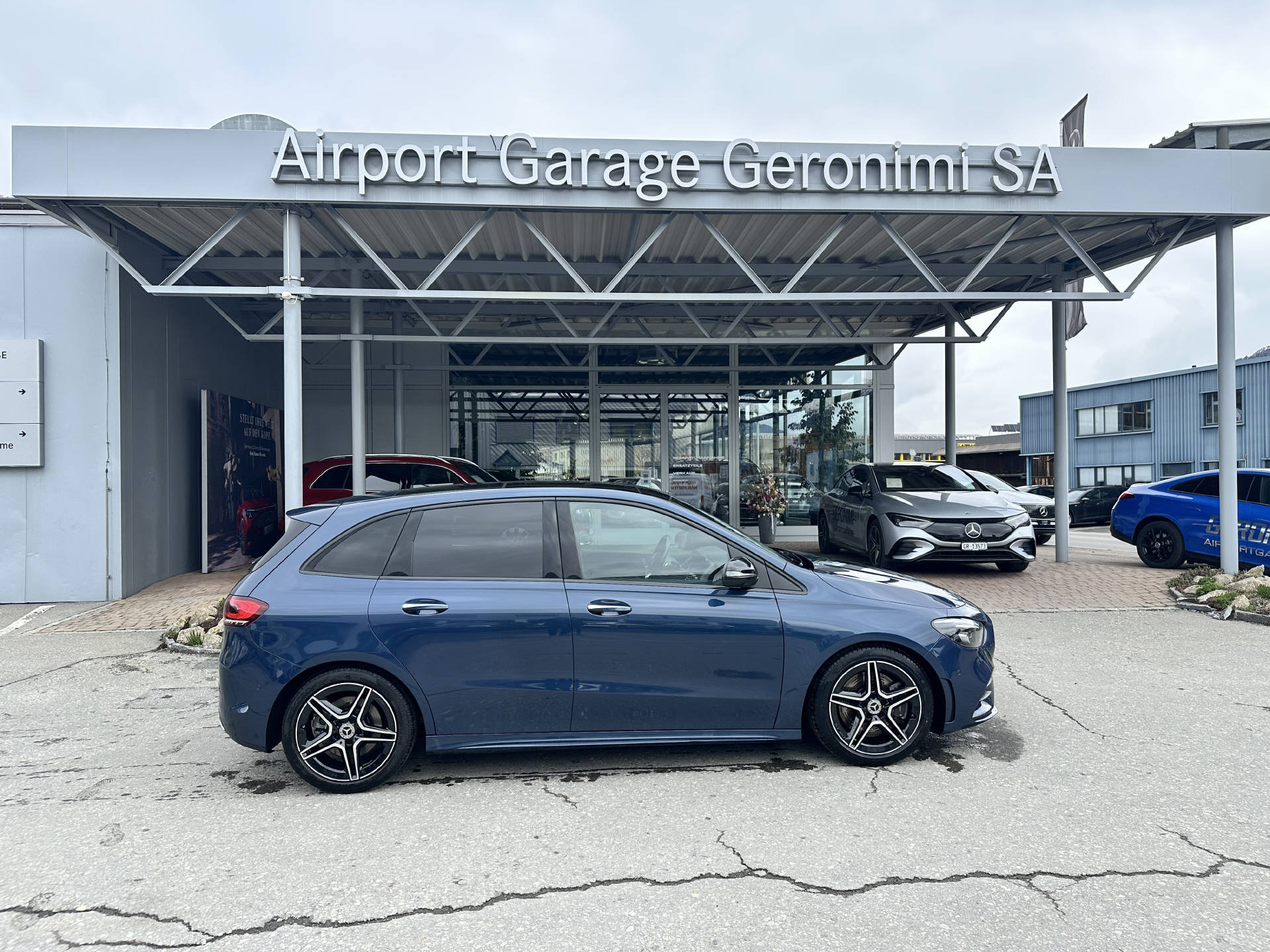 MERCEDES-BENZ B 250 AMG Line 4matic