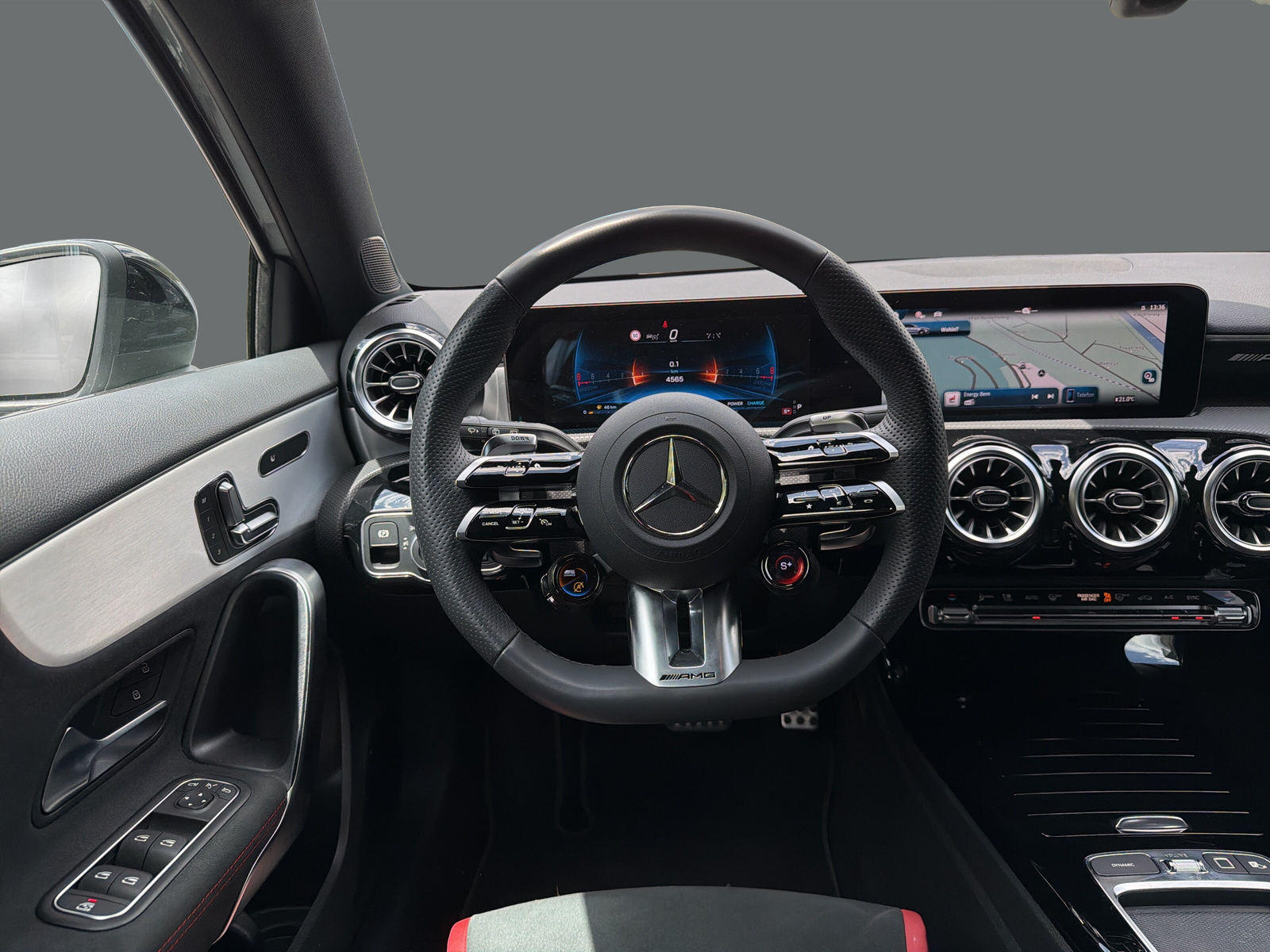 MERCEDES-BENZ A AMG 35 4Matic 8G-DCT - 10