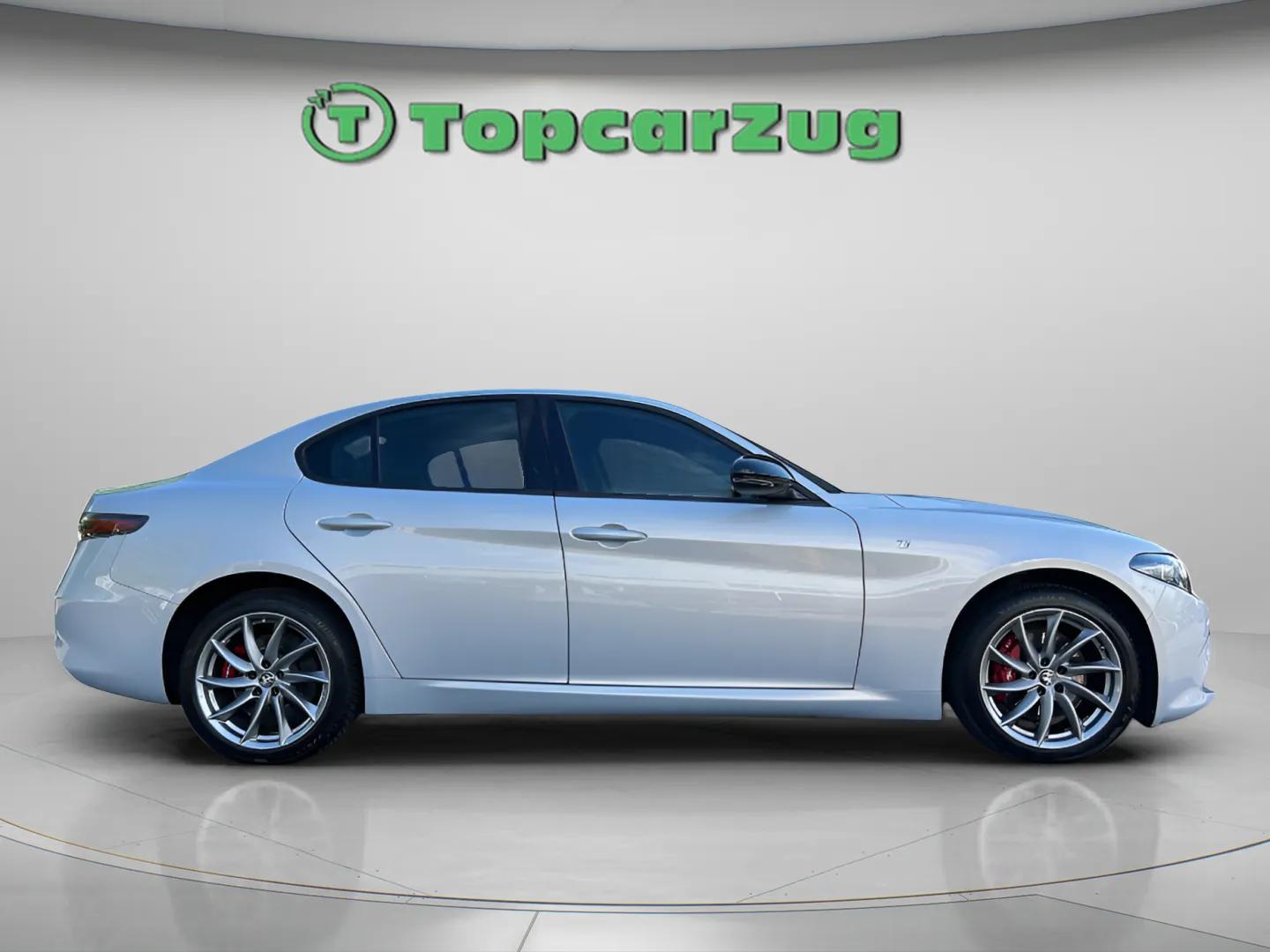ALFA ROMEO Giulia 2.0 Ti Q4 AT8 - 5