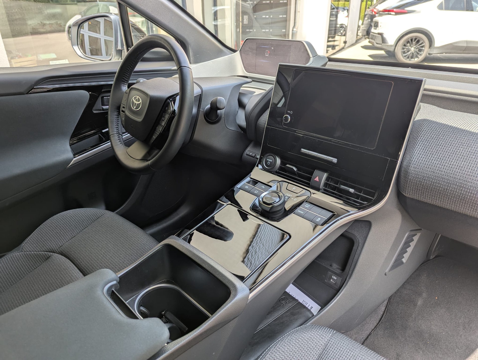 TOYOTA bZ4X Trend 71,4 kWh 2WD - 13