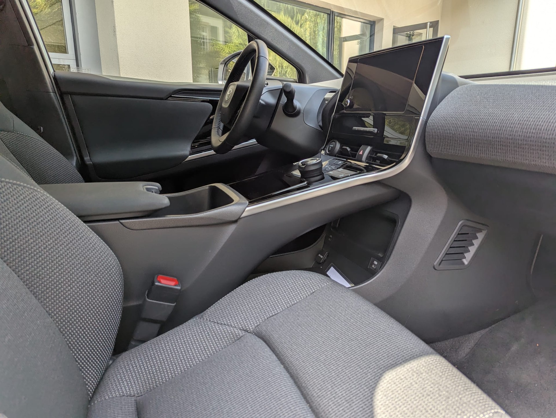 TOYOTA bZ4X Trend 71,4 kWh 2WD - 11