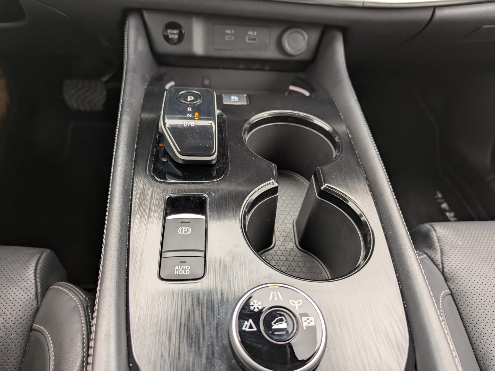 NISSAN X-Trail 1.5 VC-T e-Power 4WD Tekna+ - 11