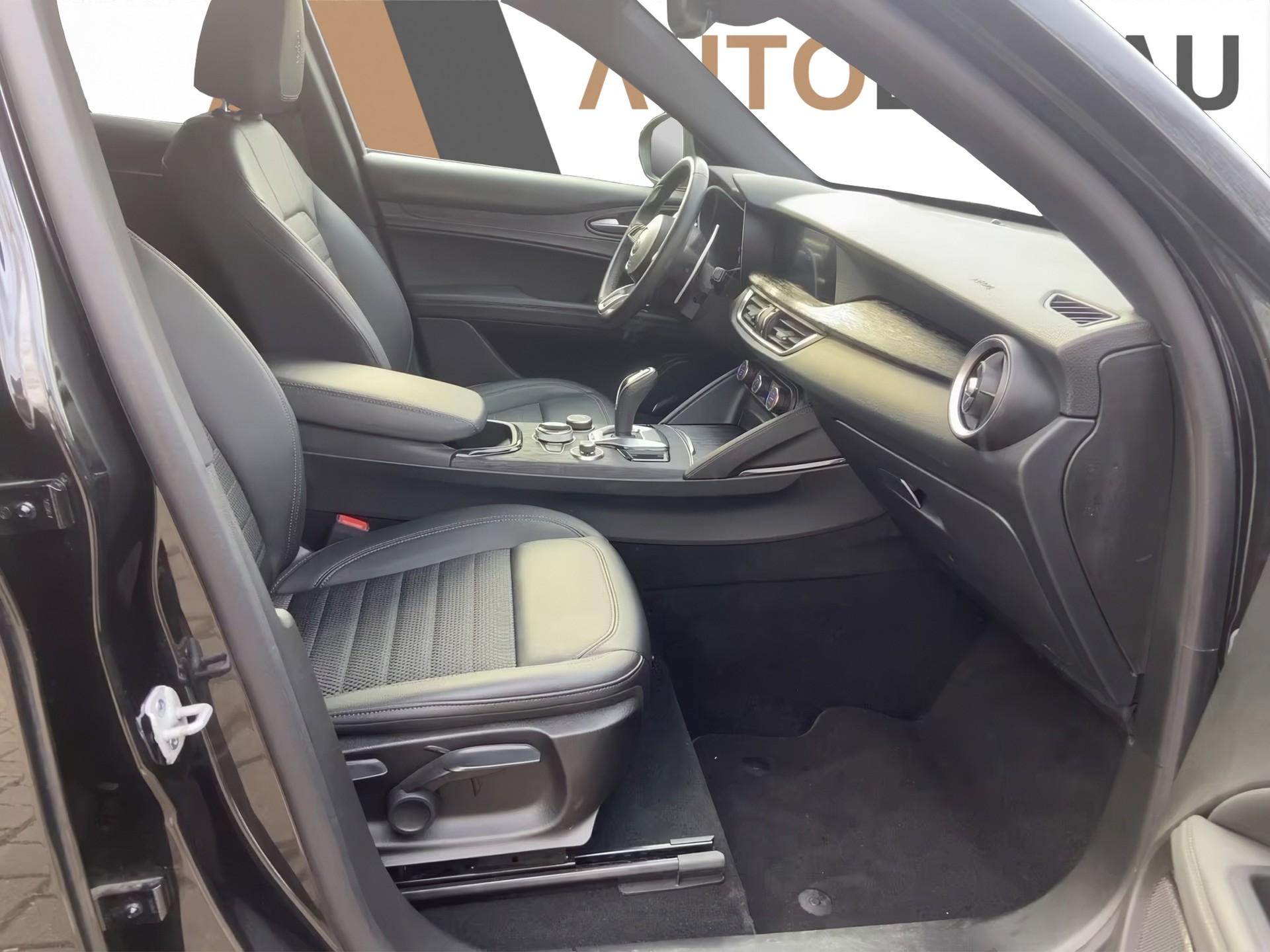 ALFA ROMEO Stelvio 2.0 MA 280 Sprint Q4 Nero Vulcano - 15