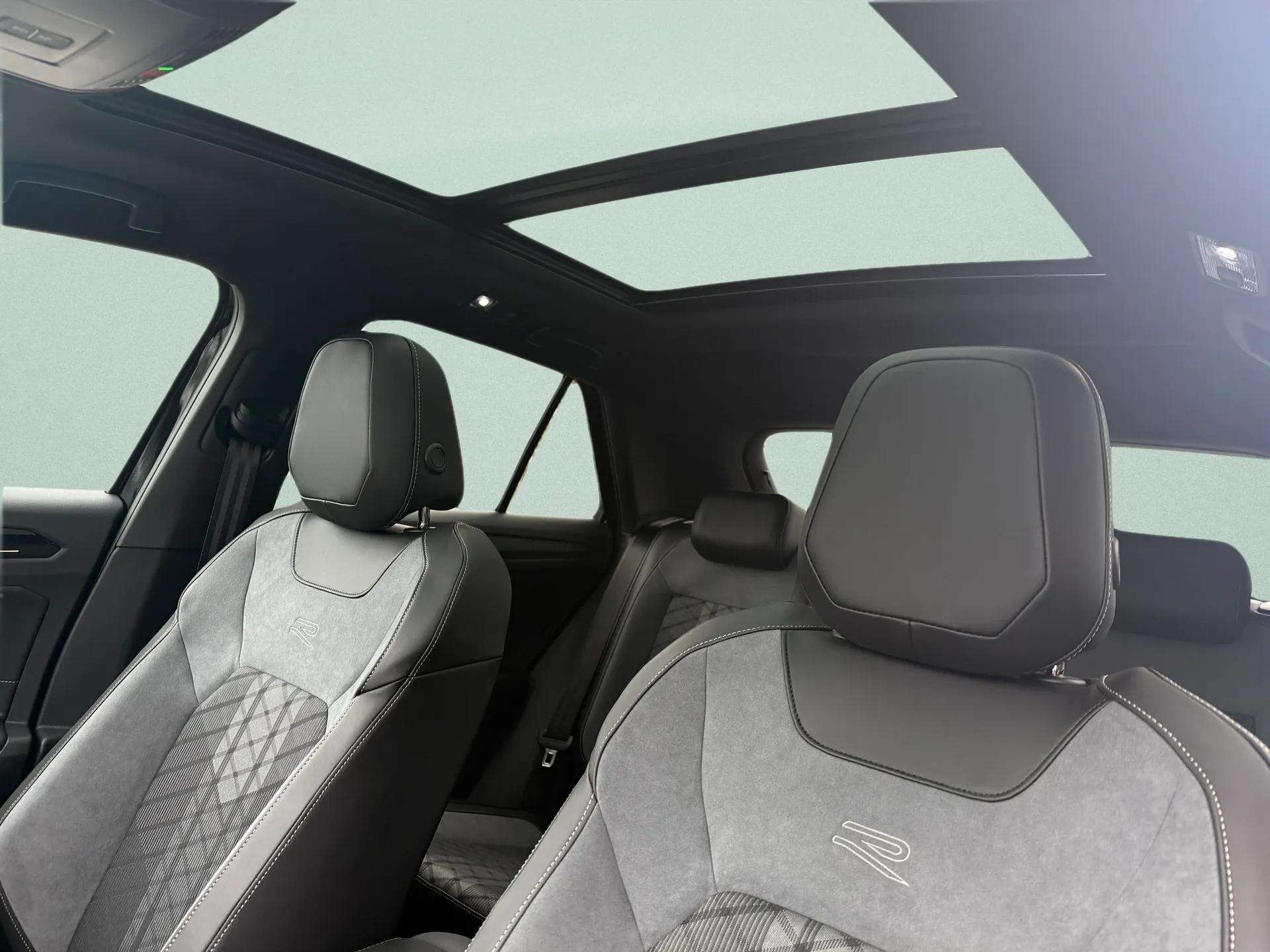 VW T-Roc 1.5 TSI EVO R-Line DSG - 12