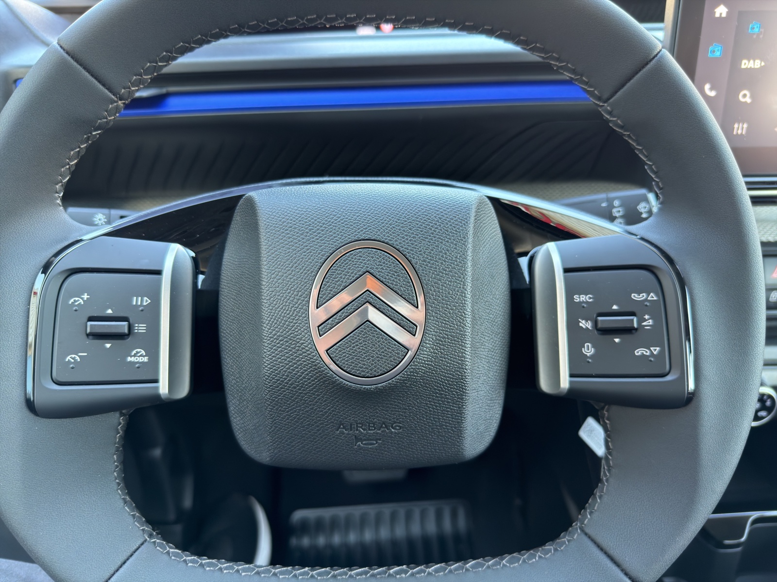 CITROEN C3 1.2 Hybrid Plus - 9