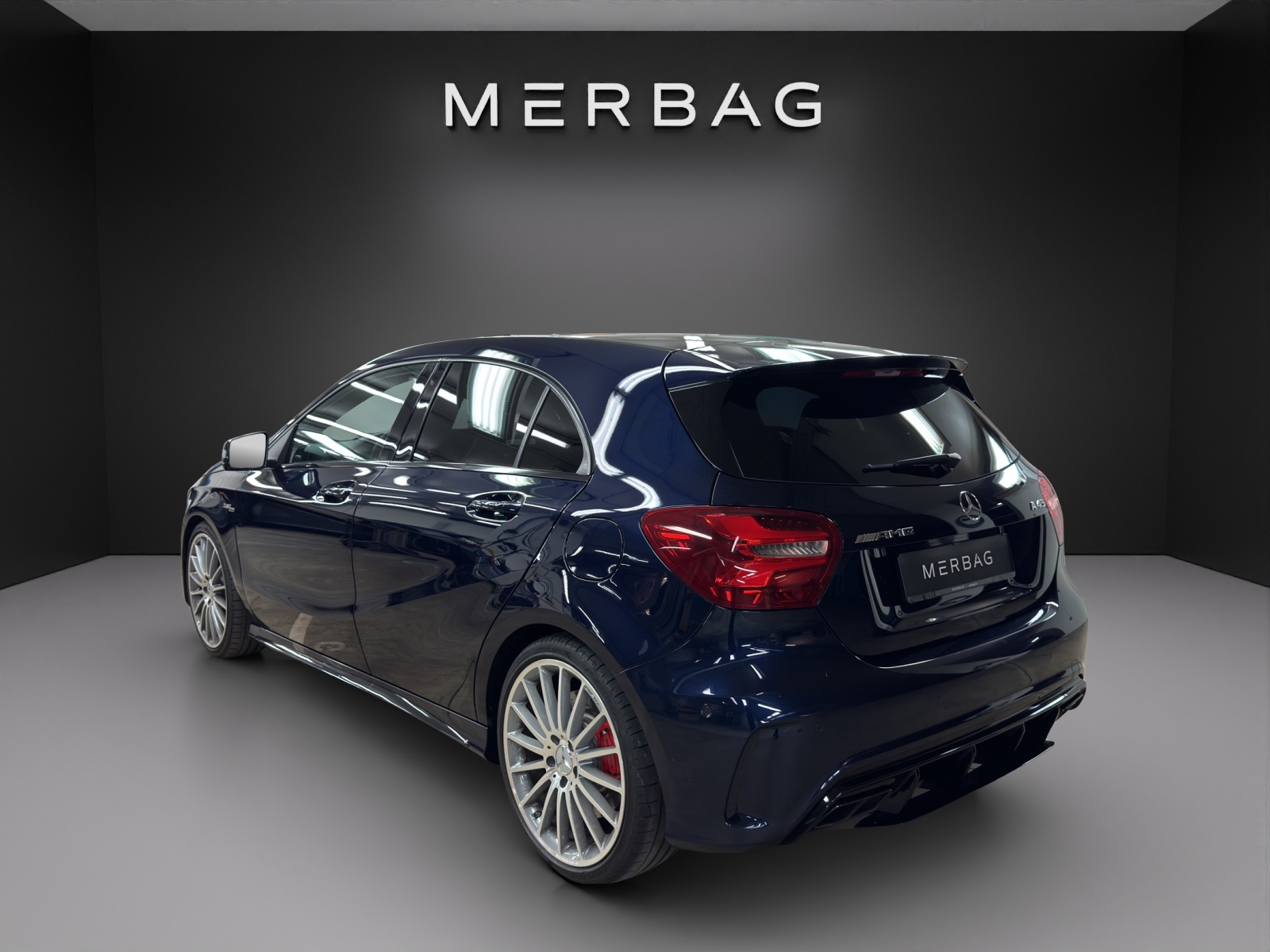 MERCEDES-BENZ A 45 AMG 4Matic - 3