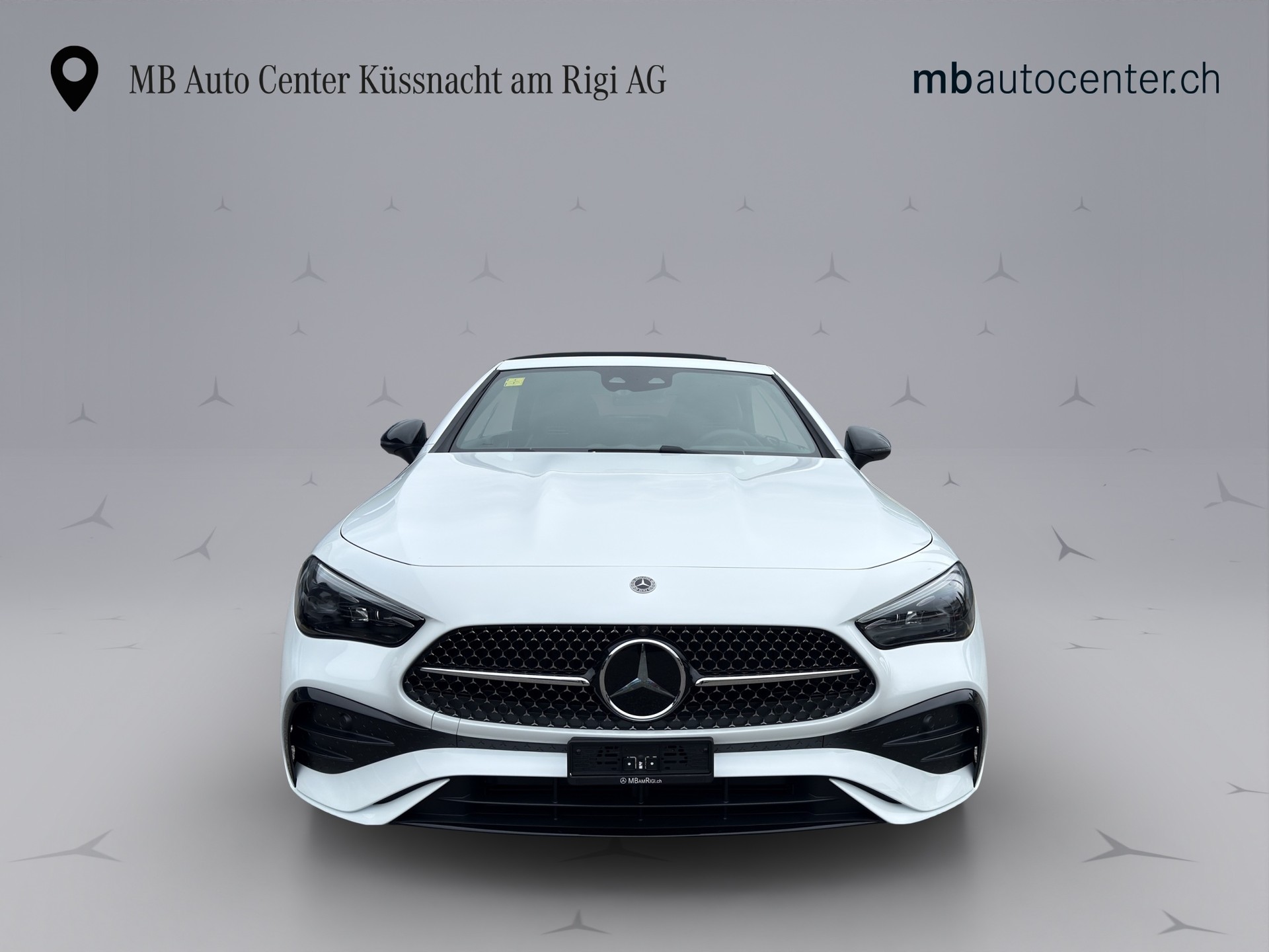 MERCEDES-BENZ CLE 200 AMG Line 4matic Cabriolet - 2