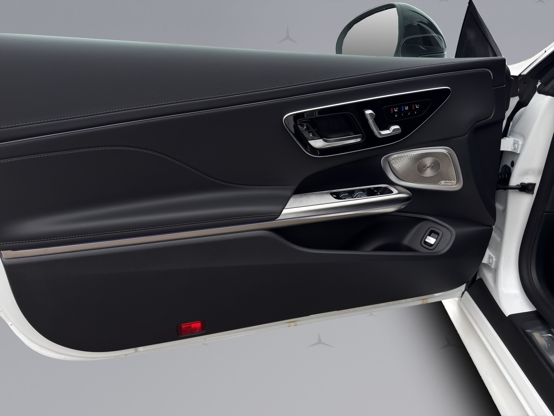 MERCEDES-BENZ CLE 200 AMG Line 4matic Cabriolet - 27