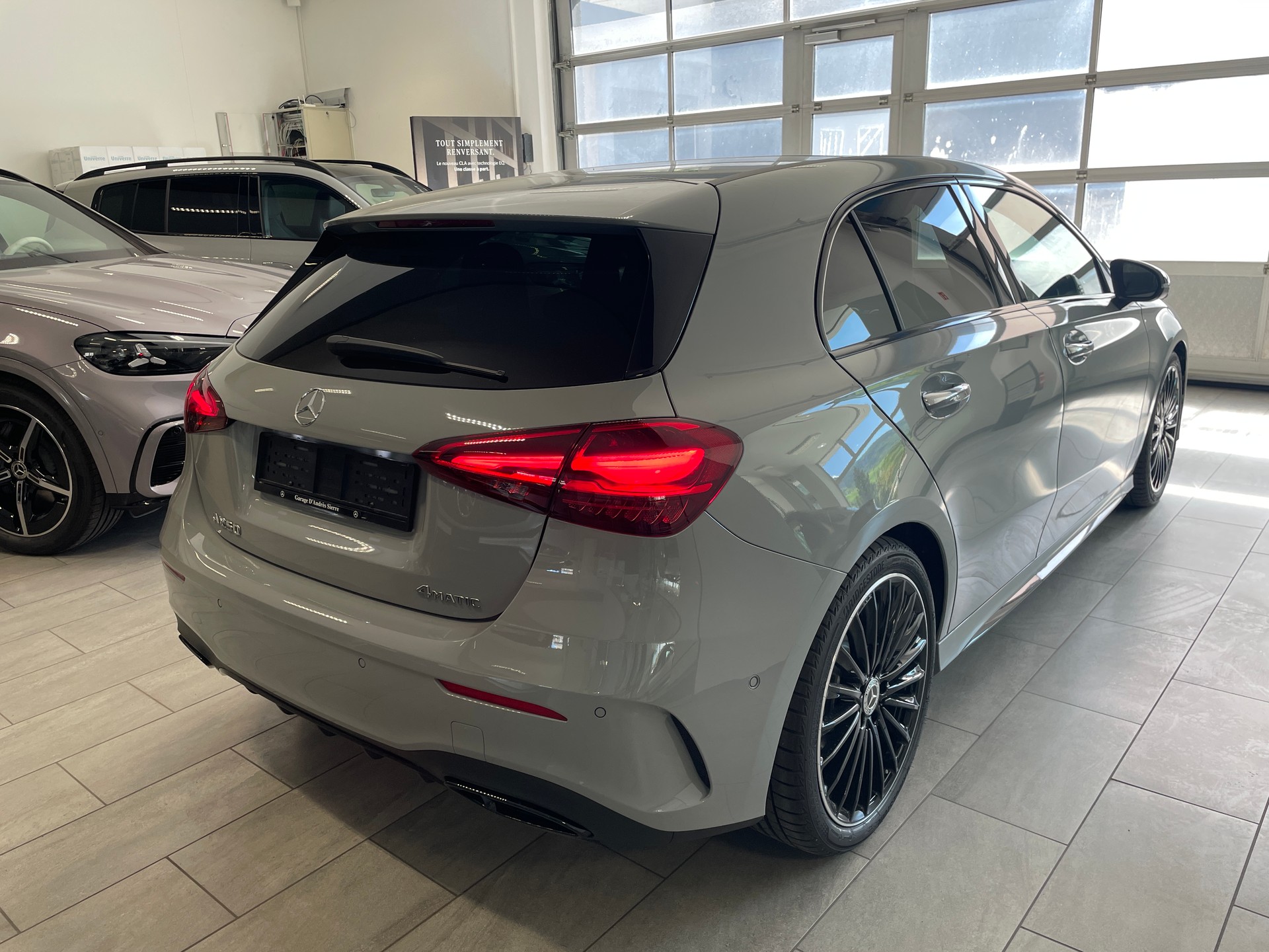 MERCEDES-BENZ A 250 4Matic 8G-DCT AMG Line - 4