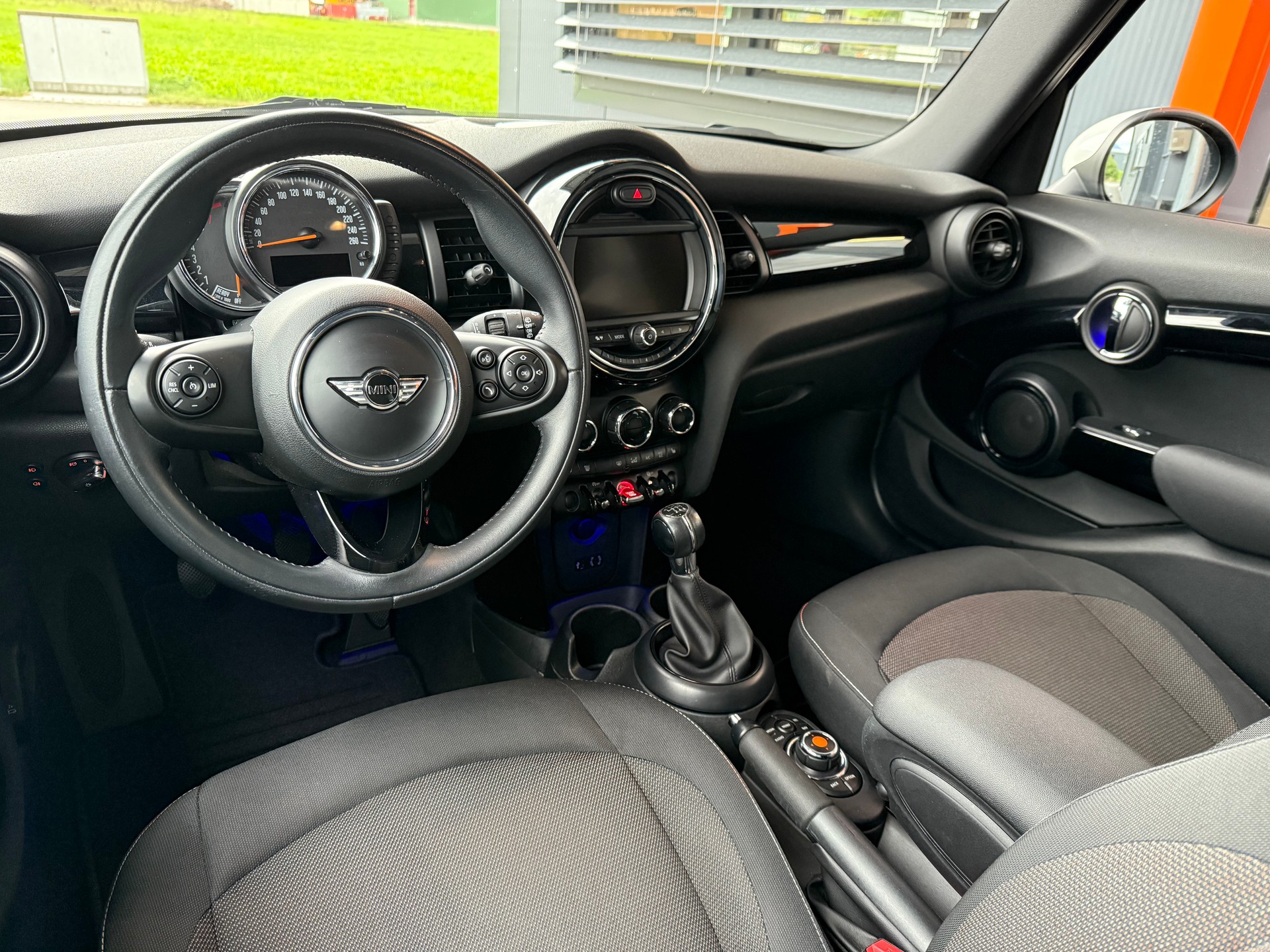 MINI COOPER - 10