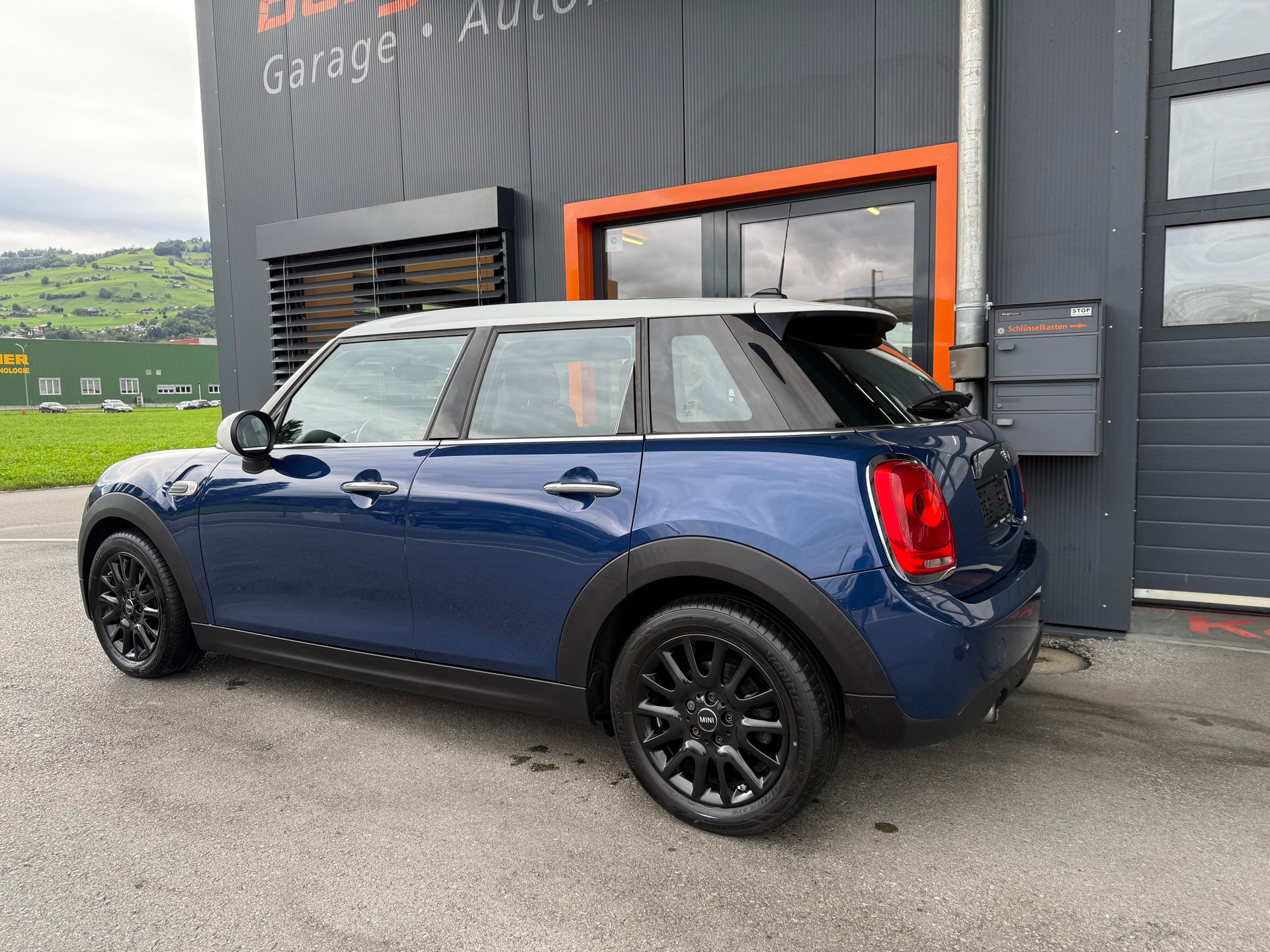 MINI COOPER - 3