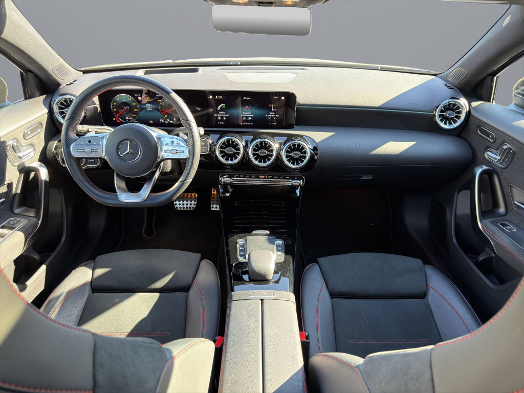MERCEDES-BENZ A 250 AMG Line 4m - 9