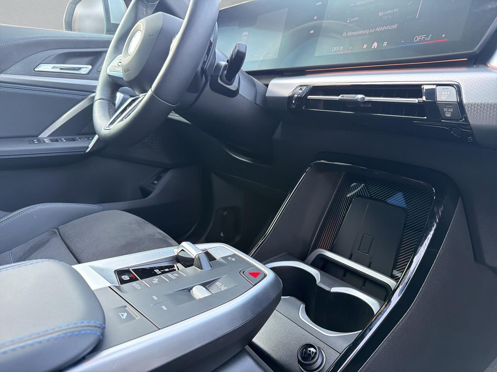 BMW X1 25e xDrive paddles 📍 - 15