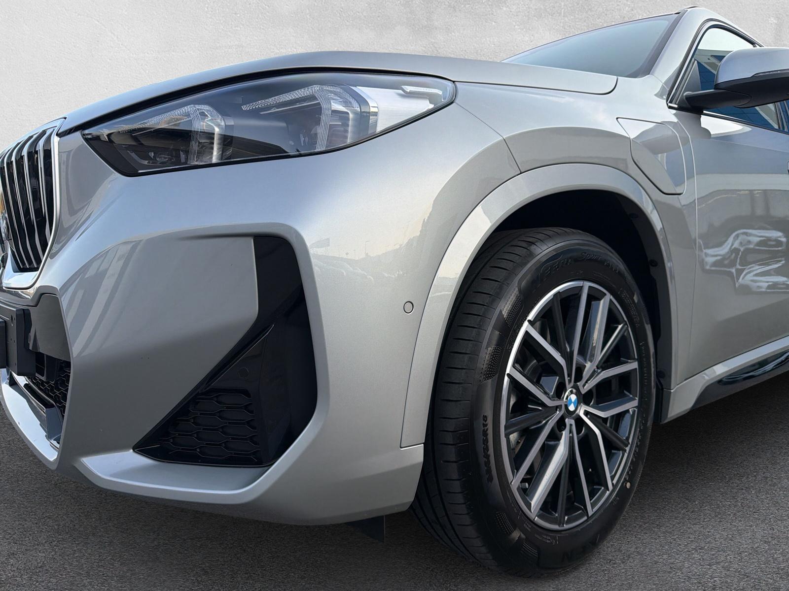 BMW X1 25e xDrive paddles 📍 - 9