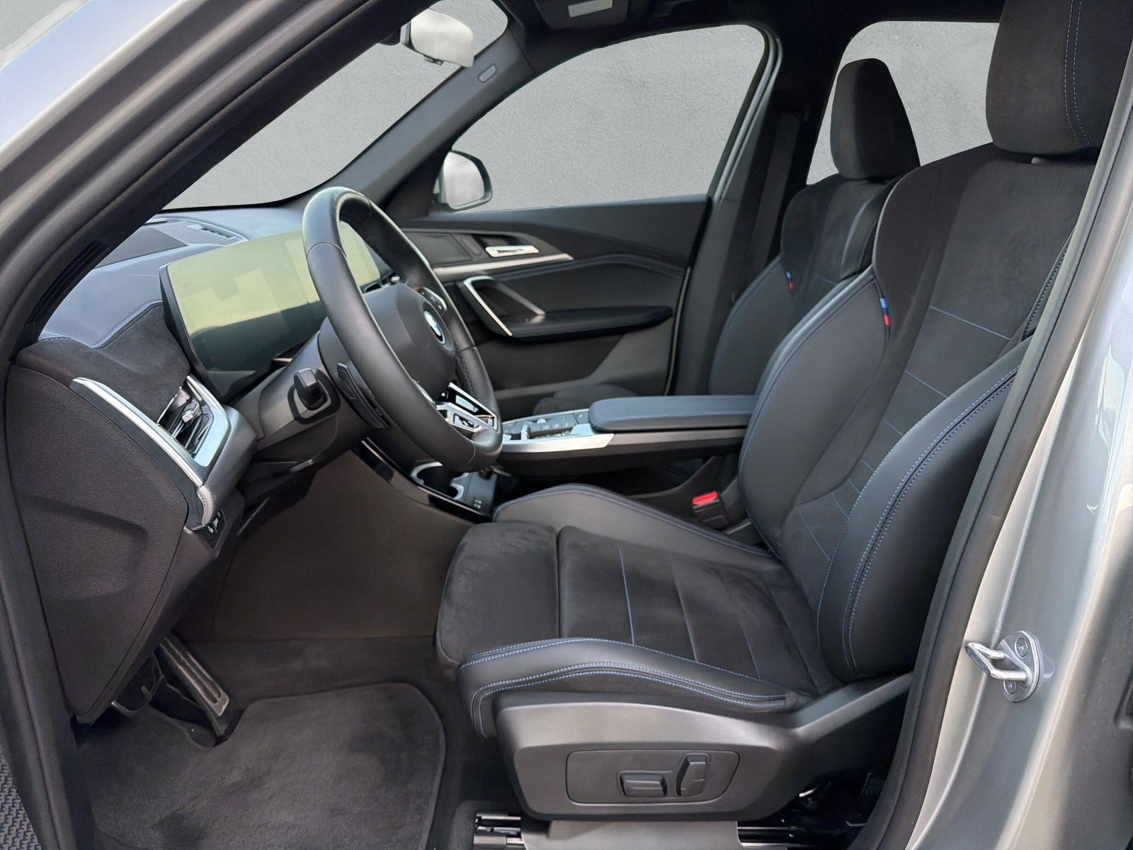 BMW X1 25e xDrive paddles 📍 - 12