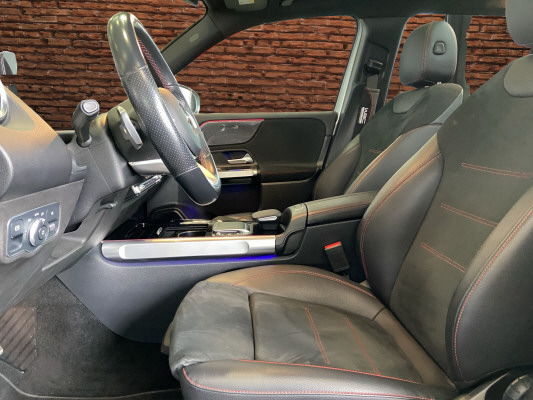 MERCEDES-BENZ GLB 200 d AMG Line - 11