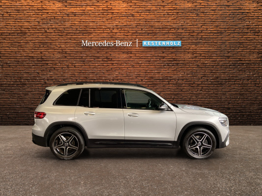 MERCEDES-BENZ GLB 200 d AMG Line - 3