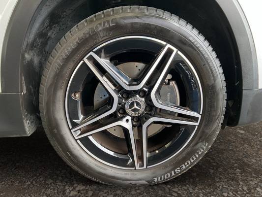 MERCEDES-BENZ GLB 200 d AMG Line - 8