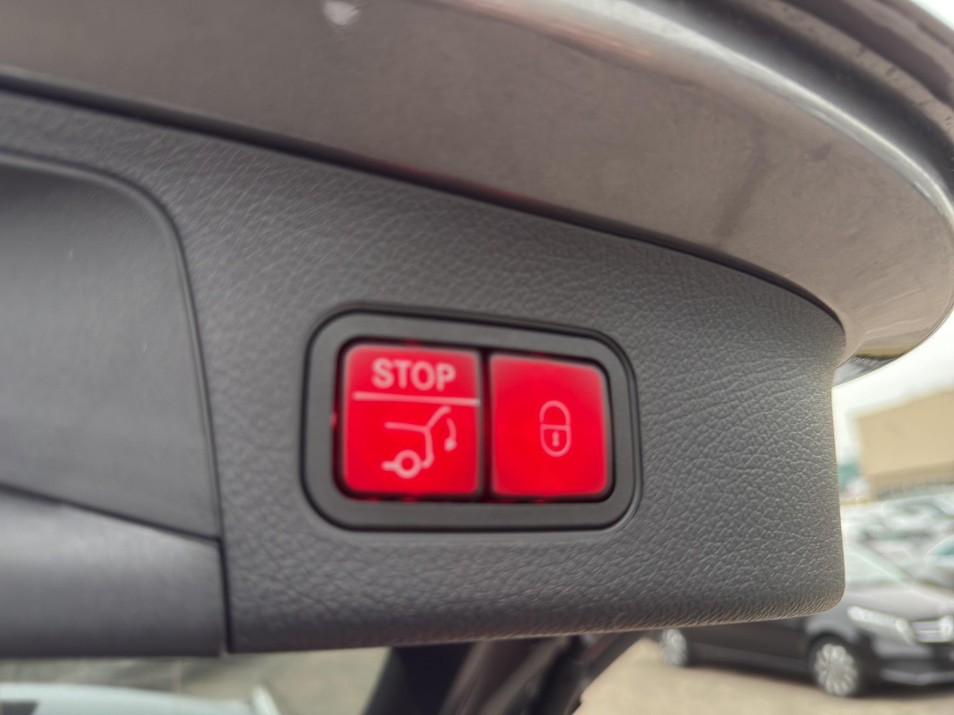 MERCEDES-BENZ GLA 250 Swiss Star Progressive 4matic - 16