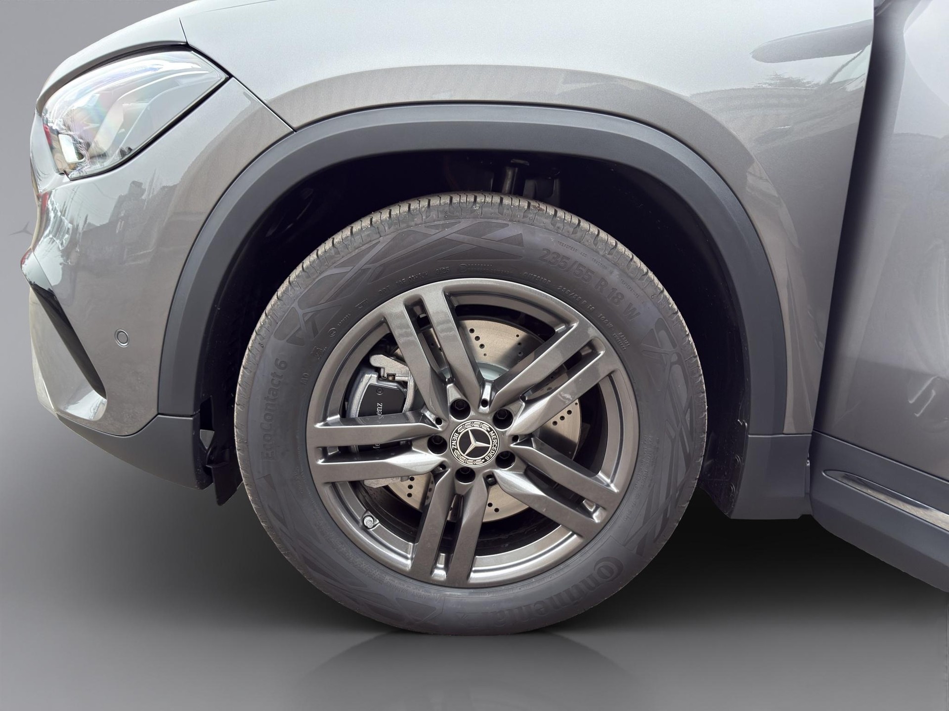 MERCEDES-BENZ GLA 250 Swiss Star Progressive 4matic - 14