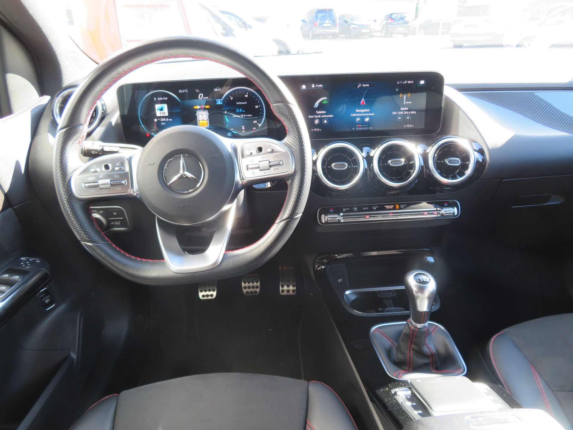 MERCEDES-BENZ B 200 AMG Line - 9