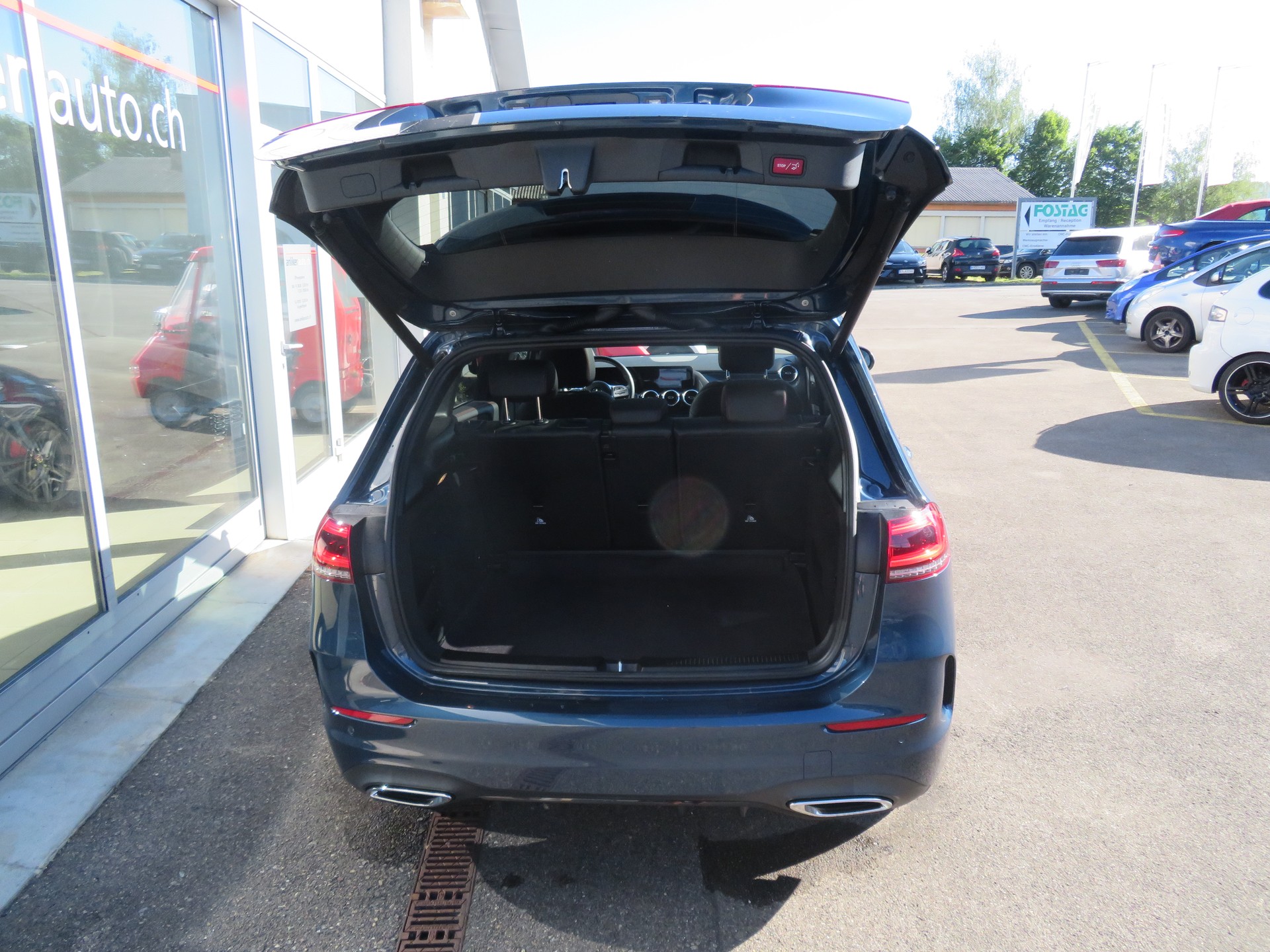 MERCEDES-BENZ B 200 AMG Line - 4