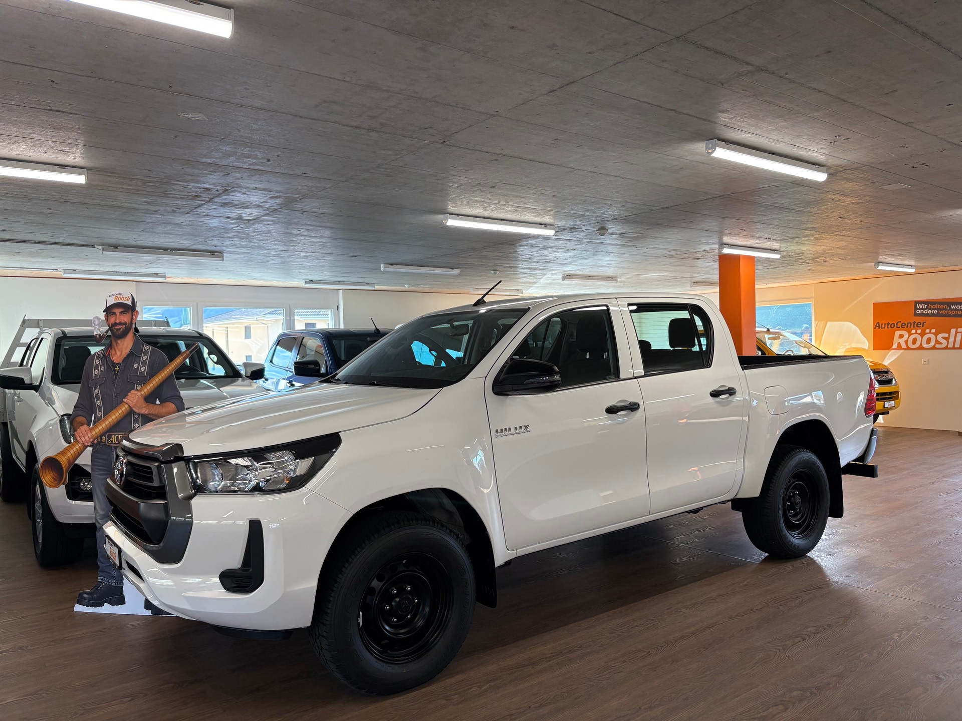 TOYOTA Hilux 2.4D-4D Comfort Double Cab 4x4 - 2